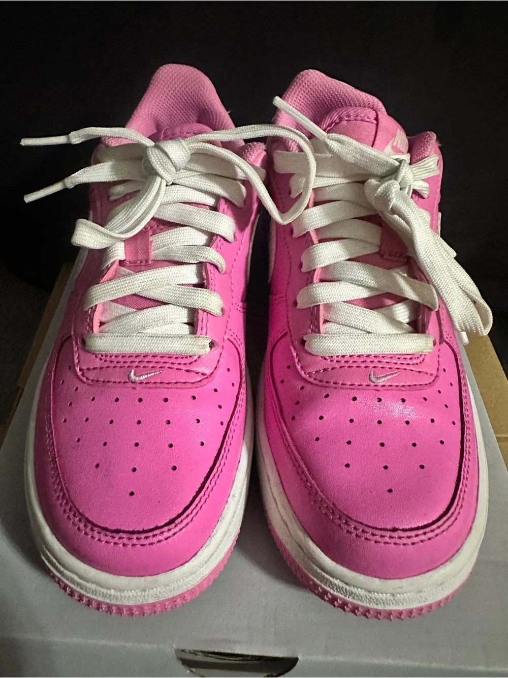 Nike Low-Top Sneakers Pink & White Colorblock